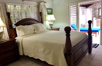 Cottage Queen Bedroom